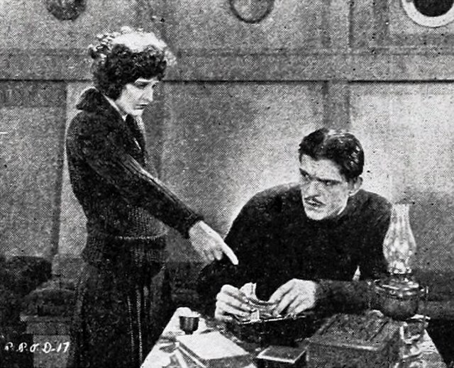 Evelyn Brent