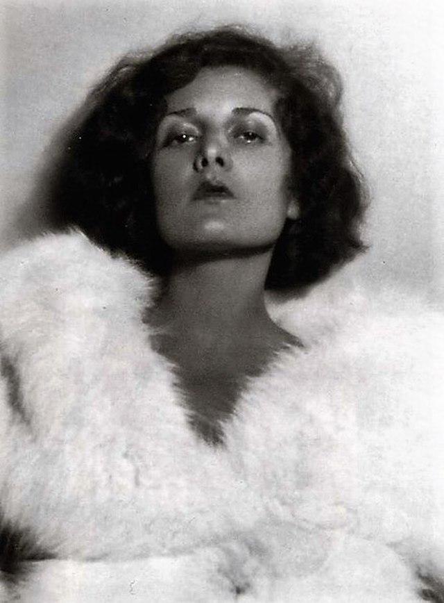 Evelyn Brent